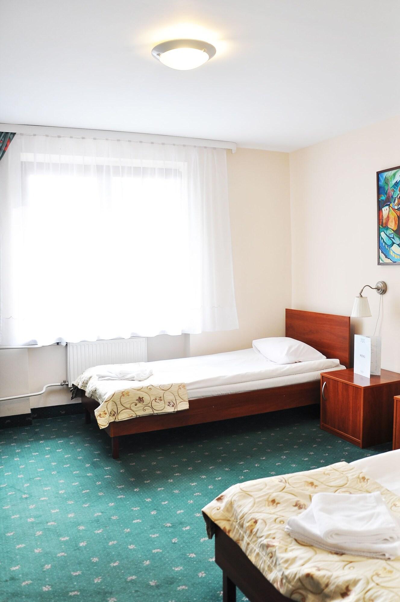Parkhotel Economic Wielka Wies  Bagian luar foto