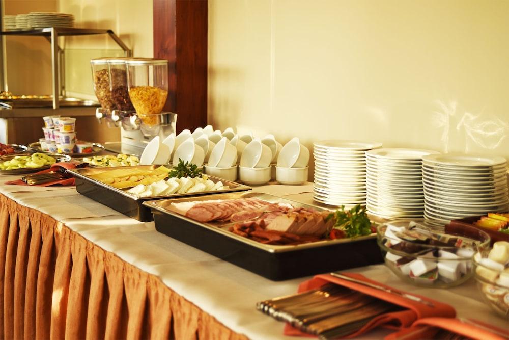 Parkhotel Economic Wielka Wies  Bagian luar foto