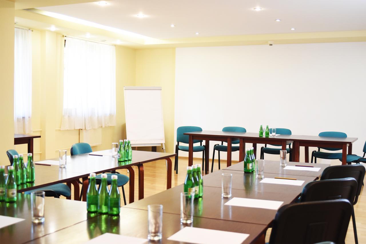 Parkhotel Economic Wielka Wies  Bagian luar foto