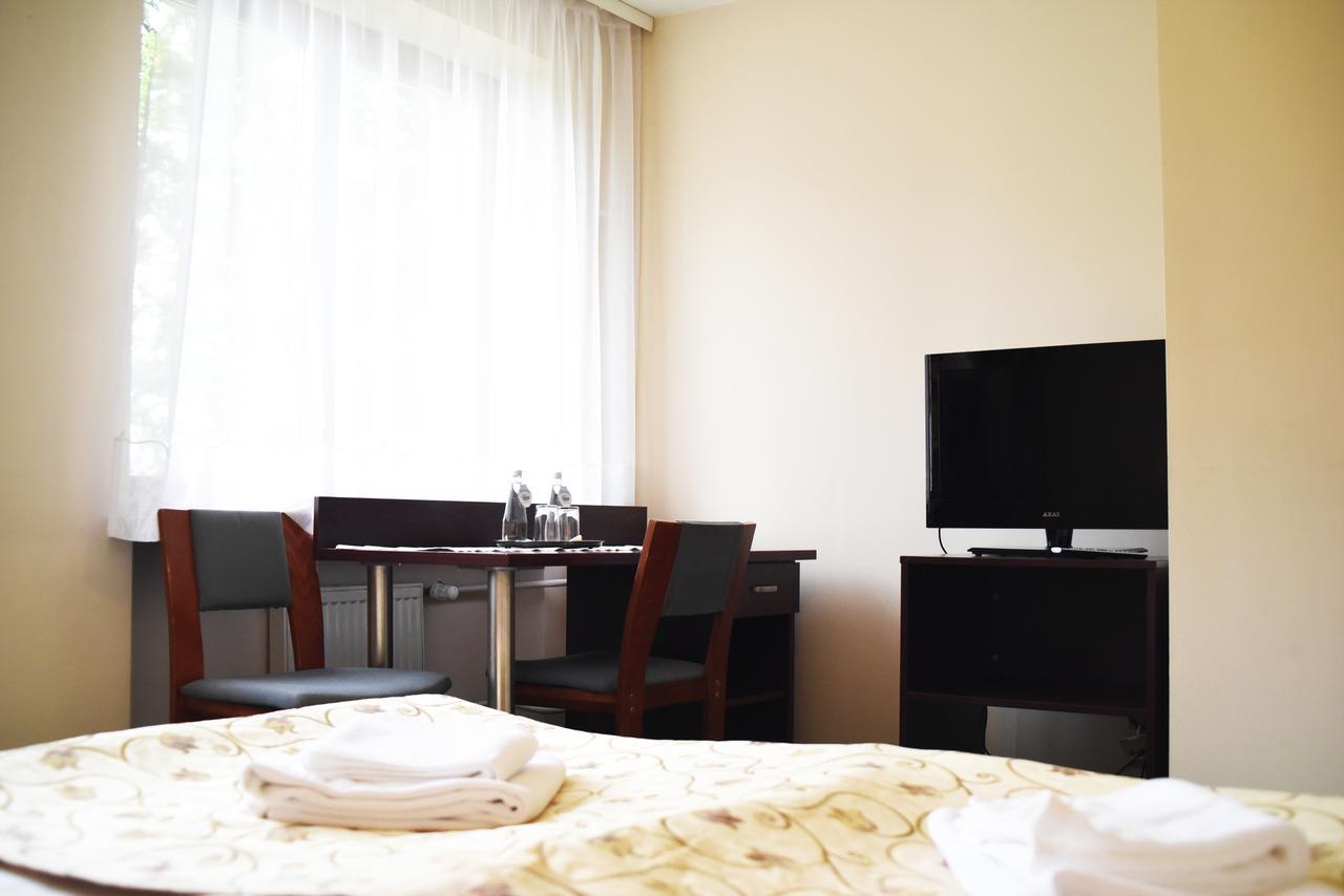 Parkhotel Economic Wielka Wies  Bagian luar foto