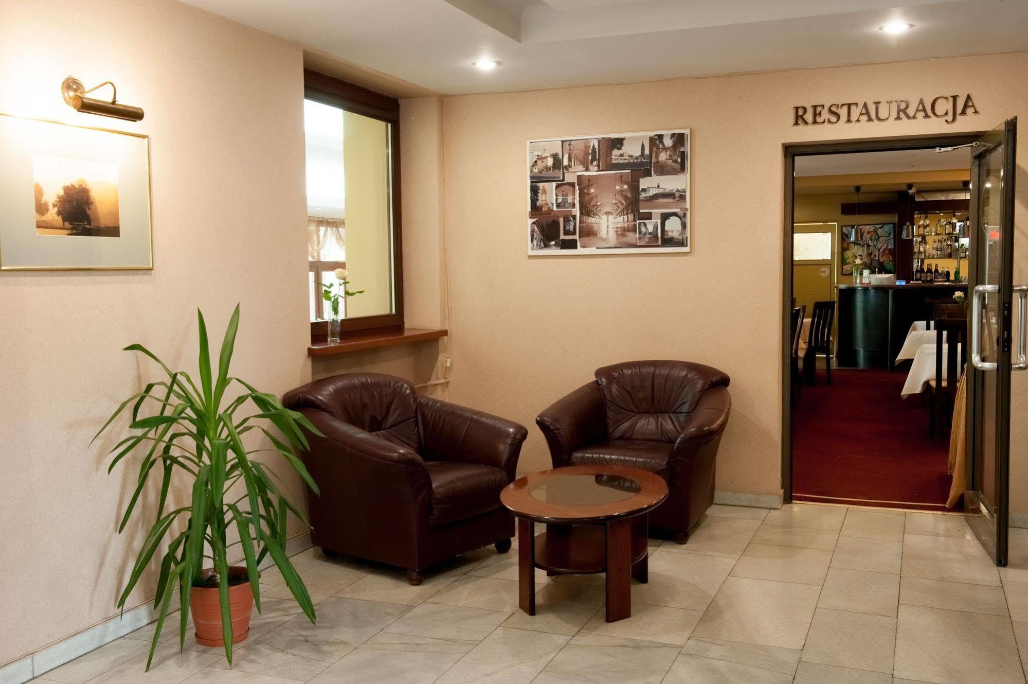 Parkhotel Economic Wielka Wies  Bagian luar foto