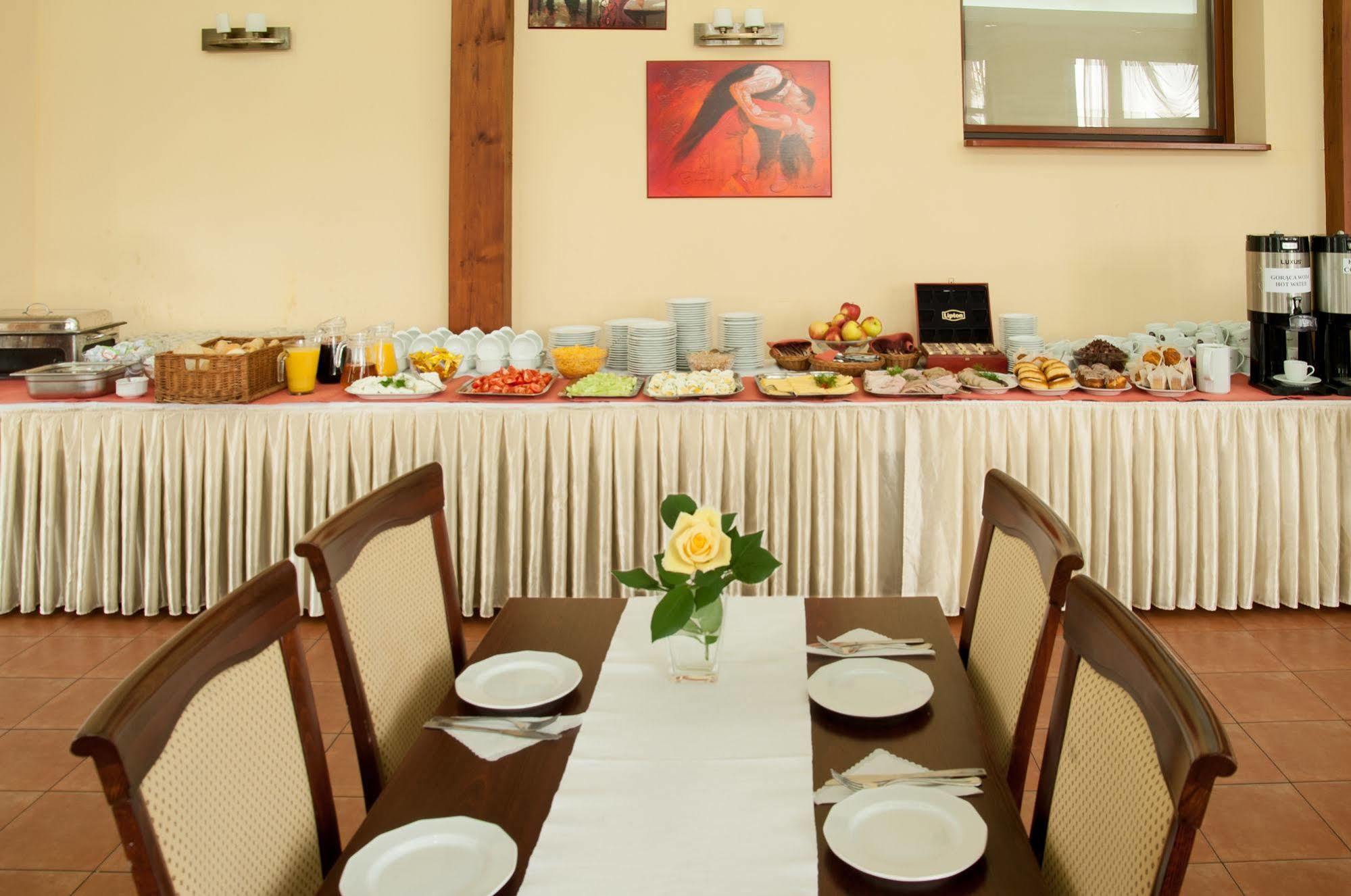 Parkhotel Economic Wielka Wies  Bagian luar foto
